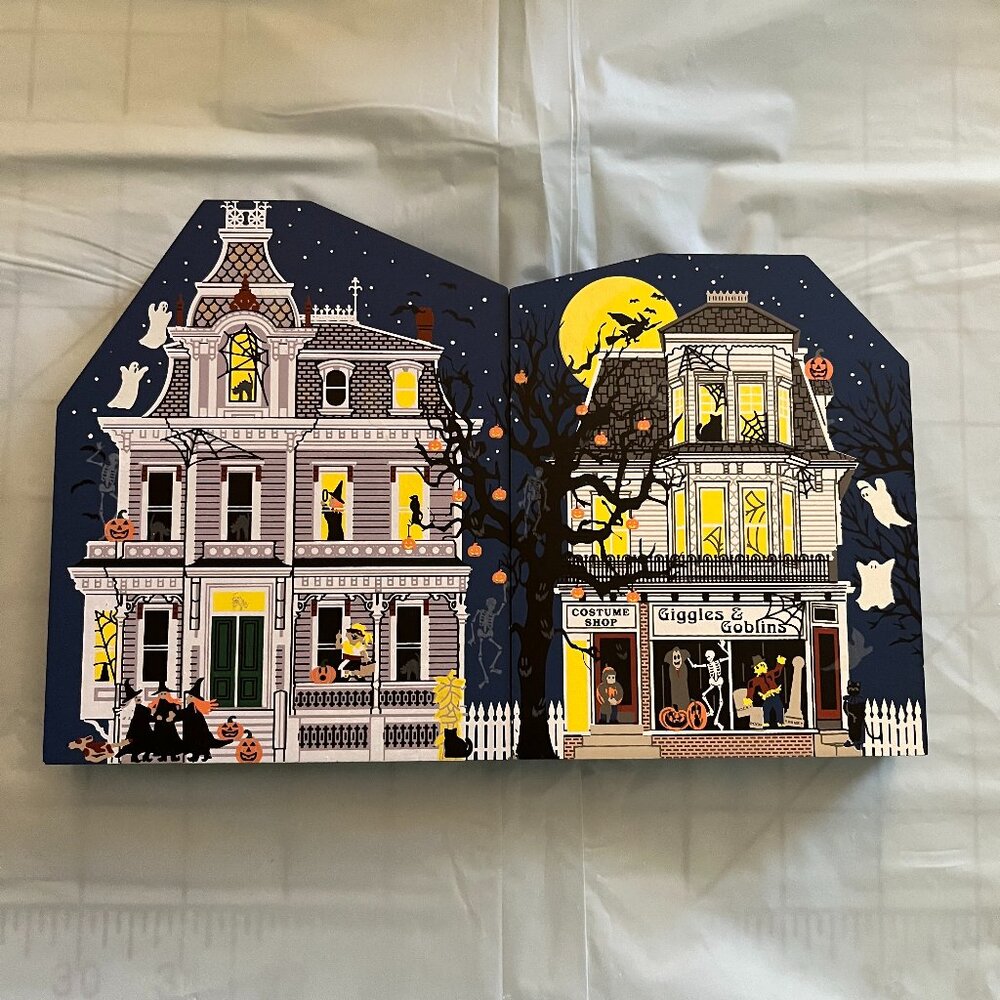 Cat's Meow 1998 Halloween Village Pieces Giggles & Goblins and Black Cat Alley